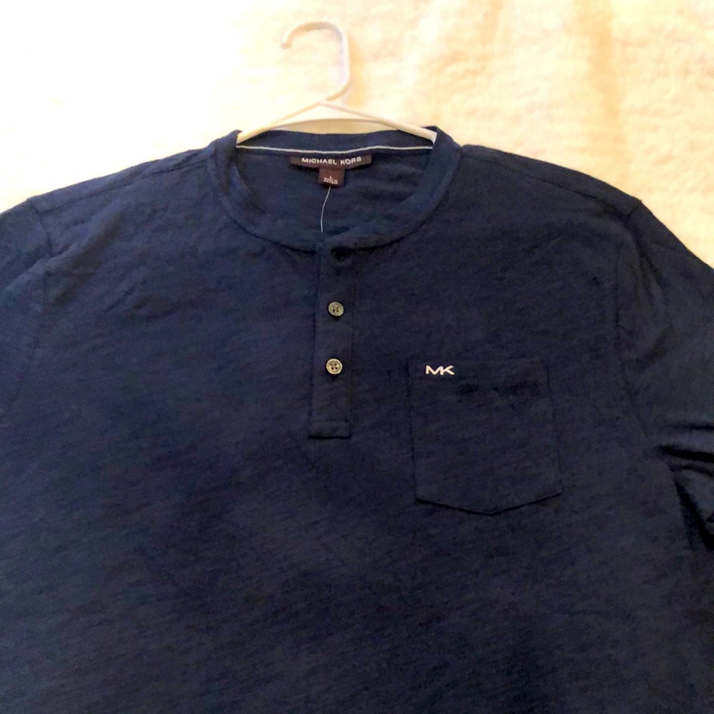 Michael Kors Short Sleeve Henley w pocket